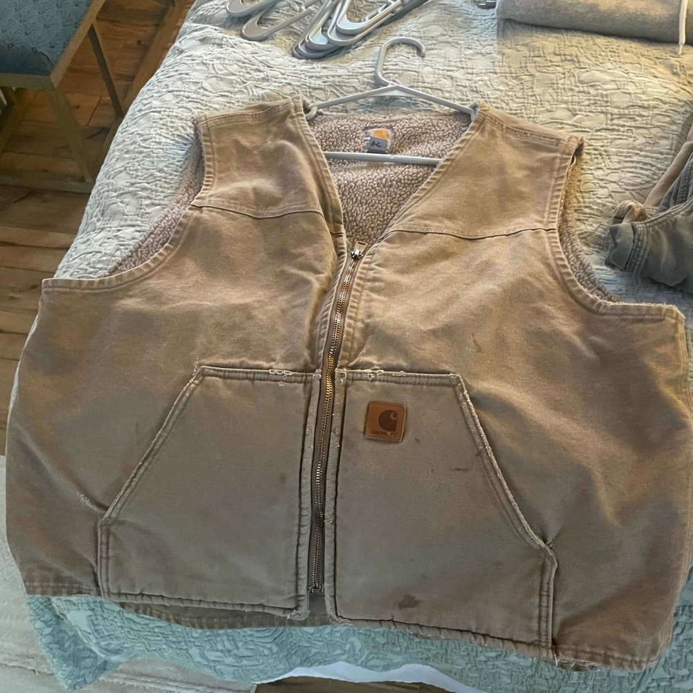 Carhartt vest
